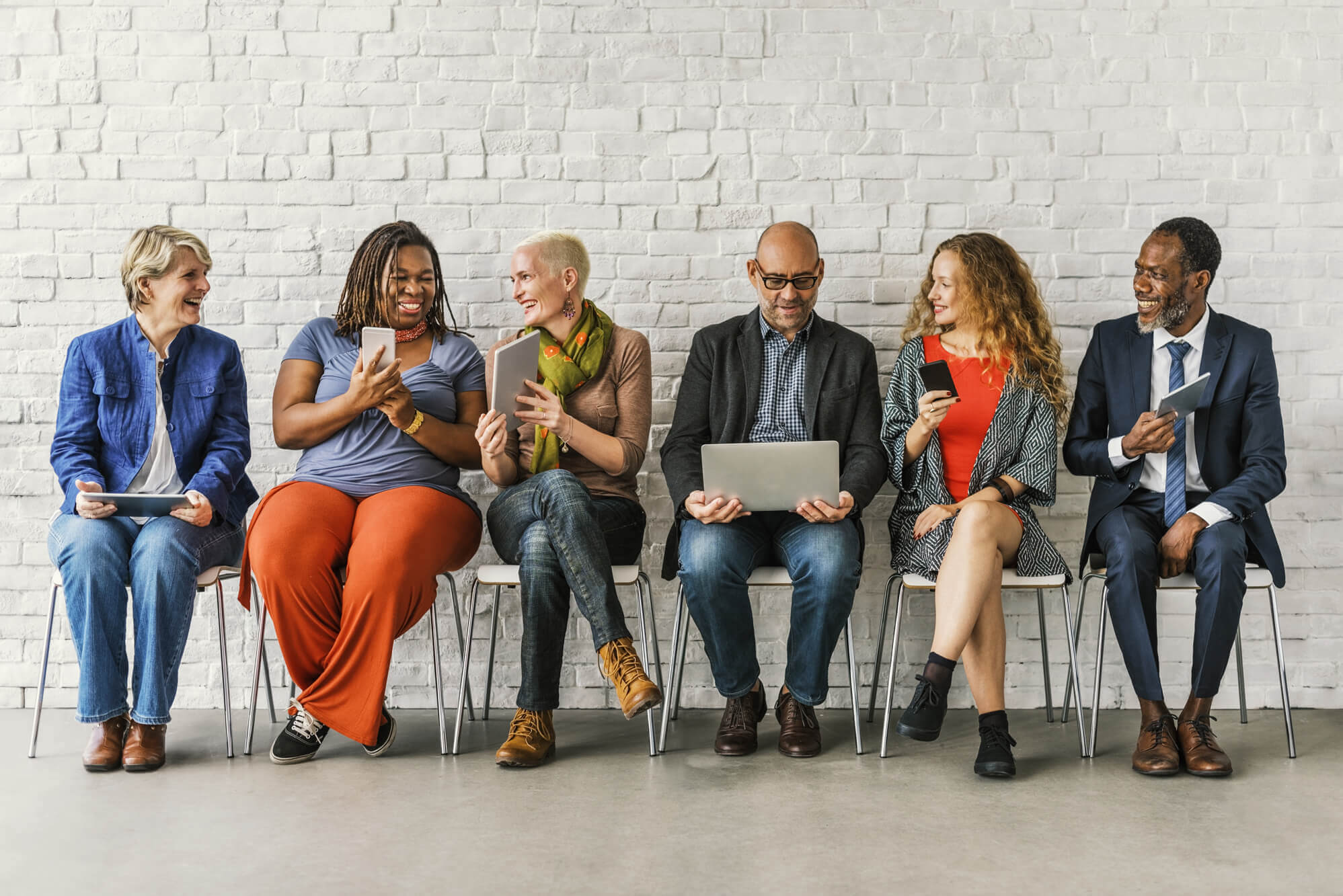 Разнообразность людей. Мимика. Понимание своих эмоций. Эмоции. Группа людей.